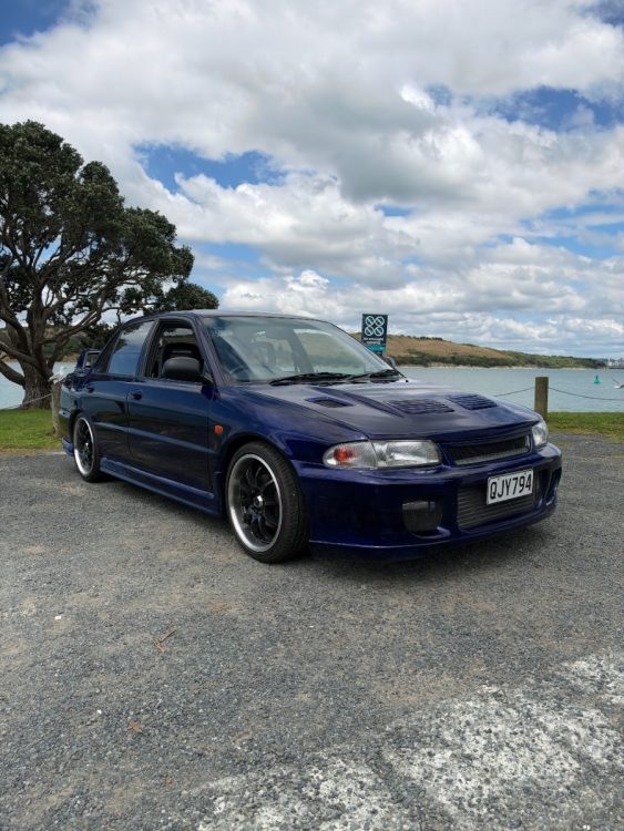 1992 Mitsubishi Lancer GSR – photo 1